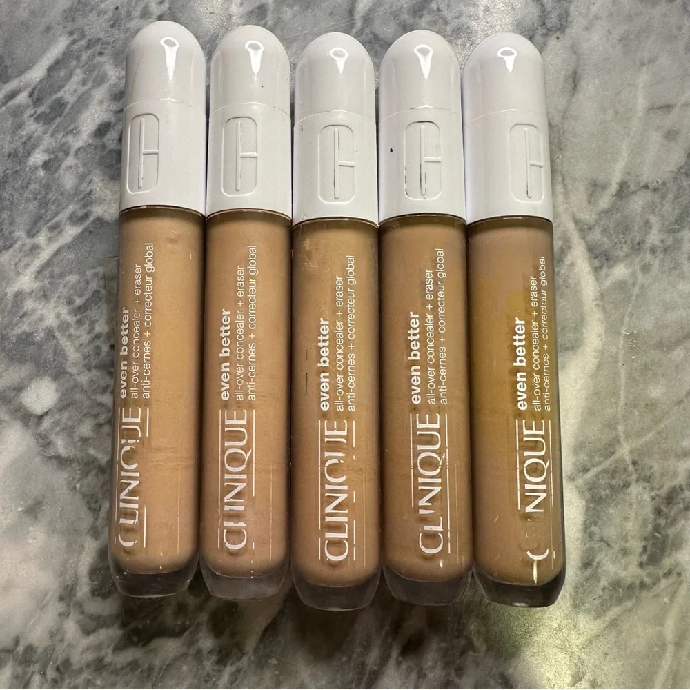 Clinique‎ Even Better Concealer